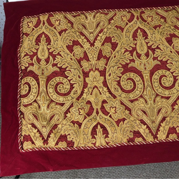 SpringMade Pillowcase Classic Victorian Colonial Style Burgundy Red Brown Decor - Picture 3 of 8
